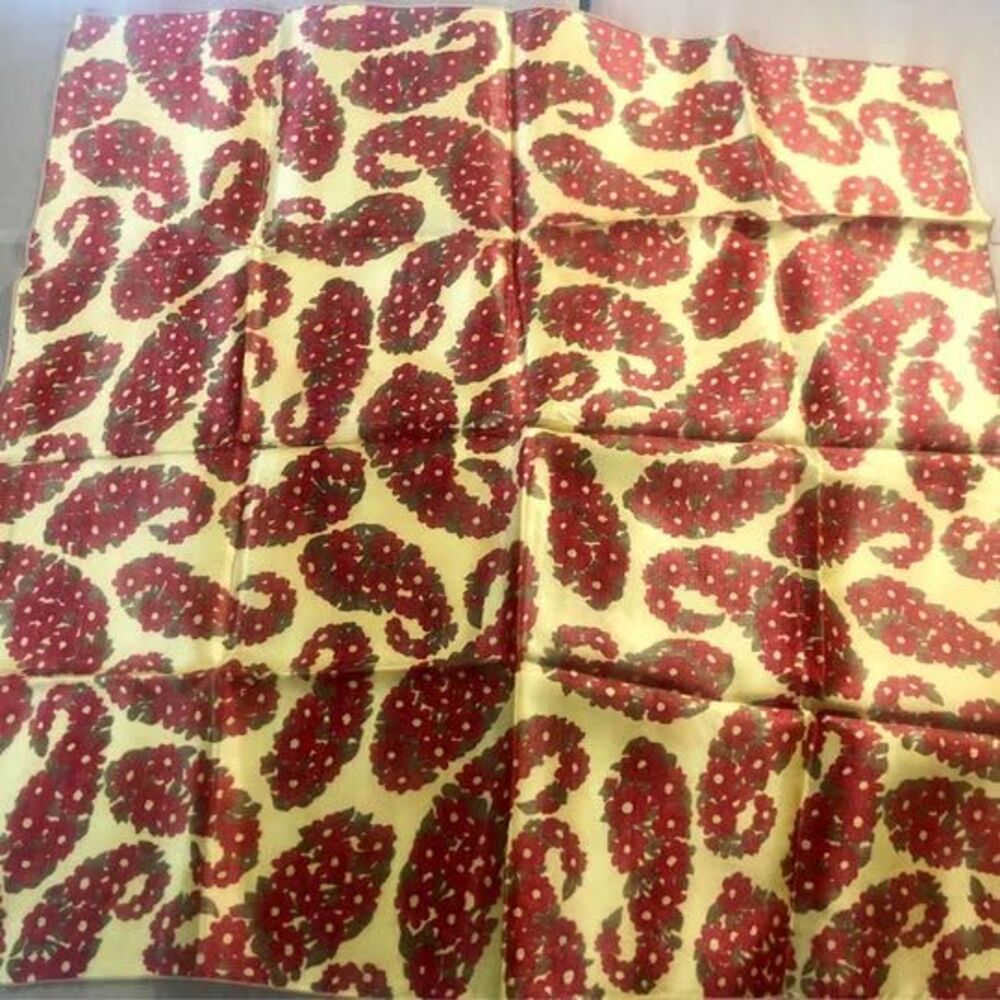 VINTAGE GOLD & RED PAISLEY NECK HEAD SCARF